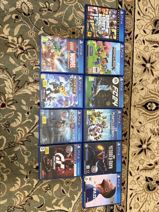 Продам PS4 slim 1TB