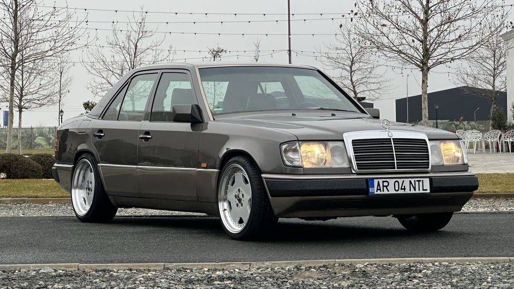 Mercedes benz w124