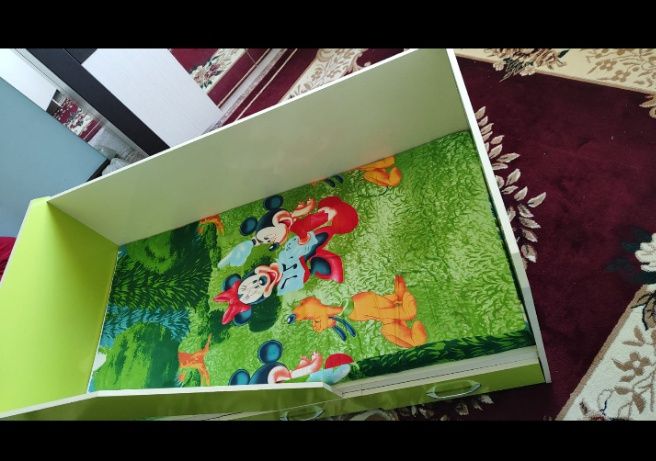 детская мебель,кровать и шкаф