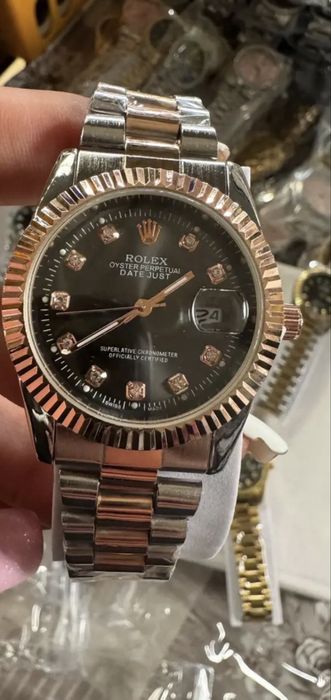 Часовници Rolex.