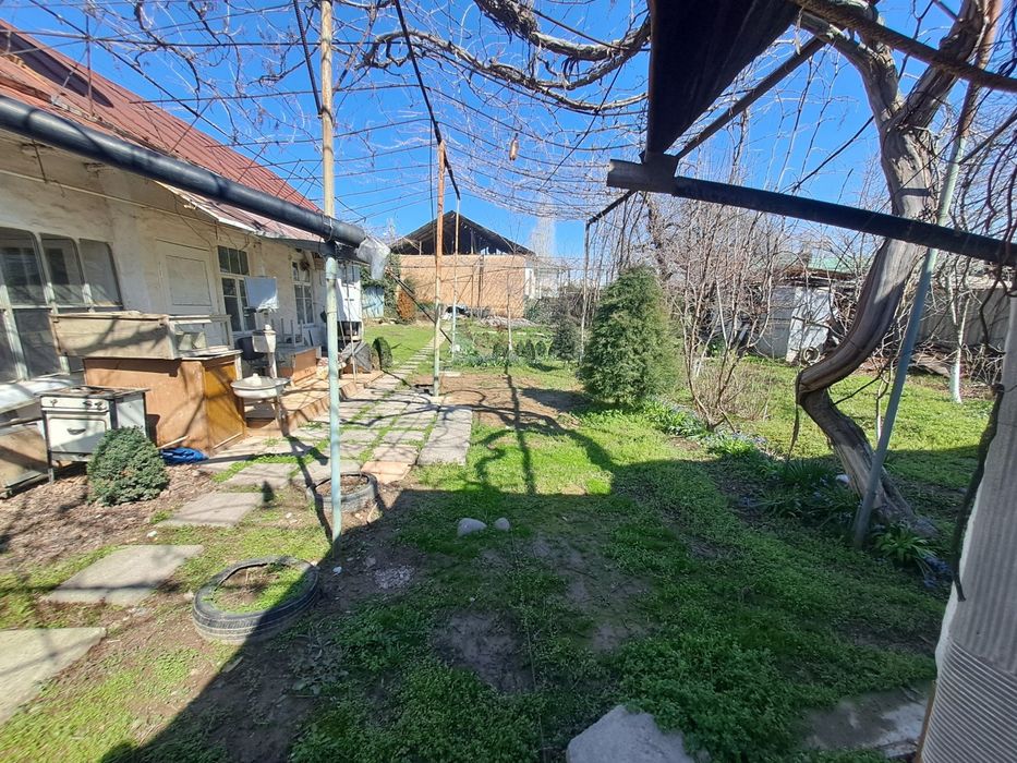 Кушкургонда ховли уй сотилади