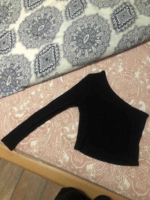 страхотни тениски Levis, Зара и др.