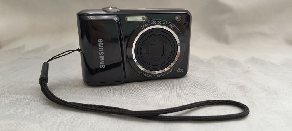 Цифров фотоапарат Samsung ES25