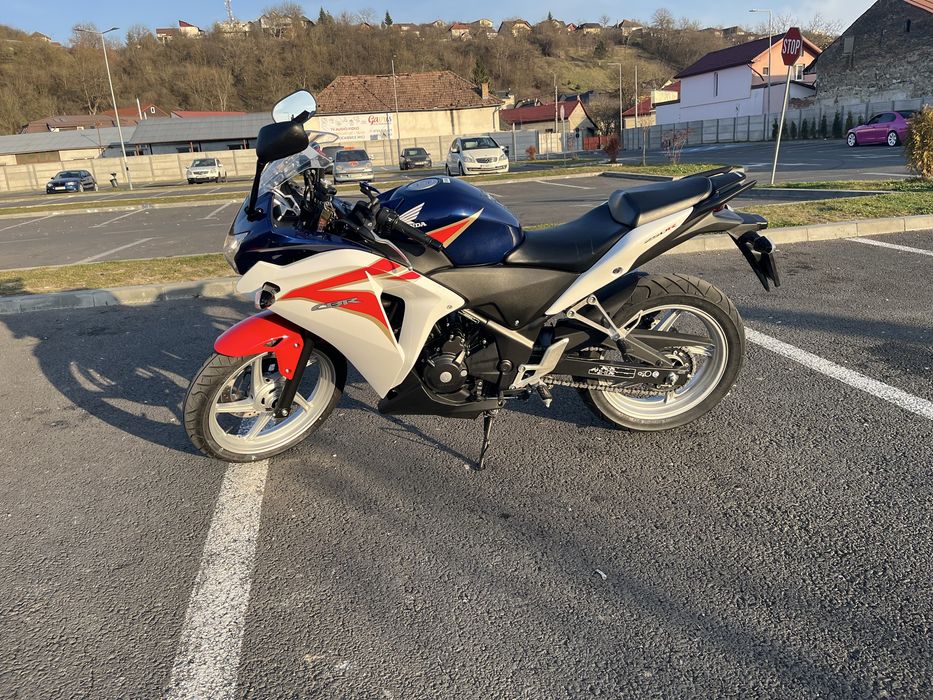 HONDA CBR 250R 2013
