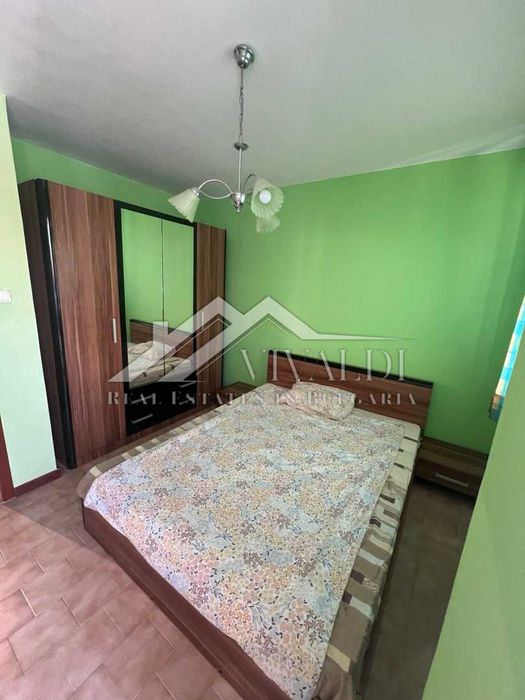 Тристаен апартамент в Гръцка Махала, Варна