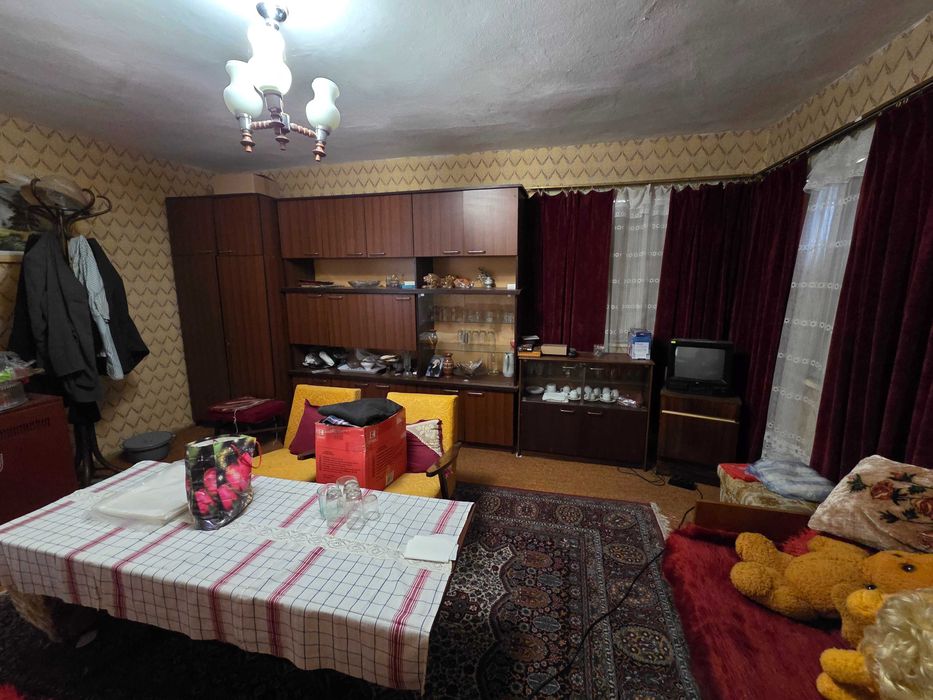 Къща в село Побит Камък, община Разград