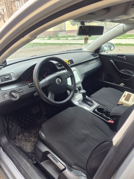 Срочно продаётся иномарка Фольксваген Пассат б6 2006 года