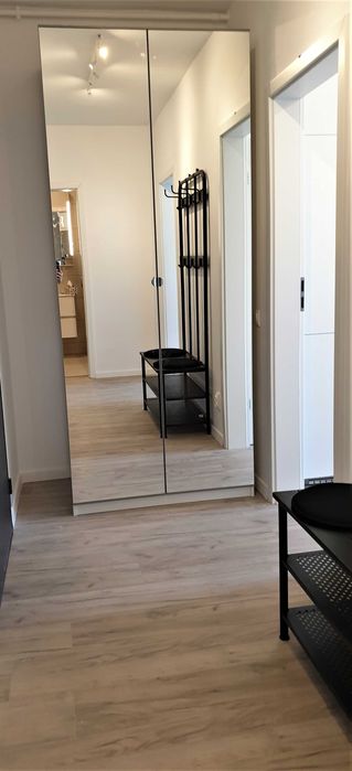 Proprietar inchiriez garsoniera moderna si linistita, vedere parc in Exigent Plaza Faza 2, locatie excelenta langa parc, metrou si mall