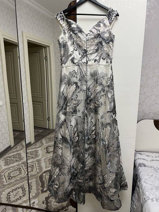 Платье на мероприятие