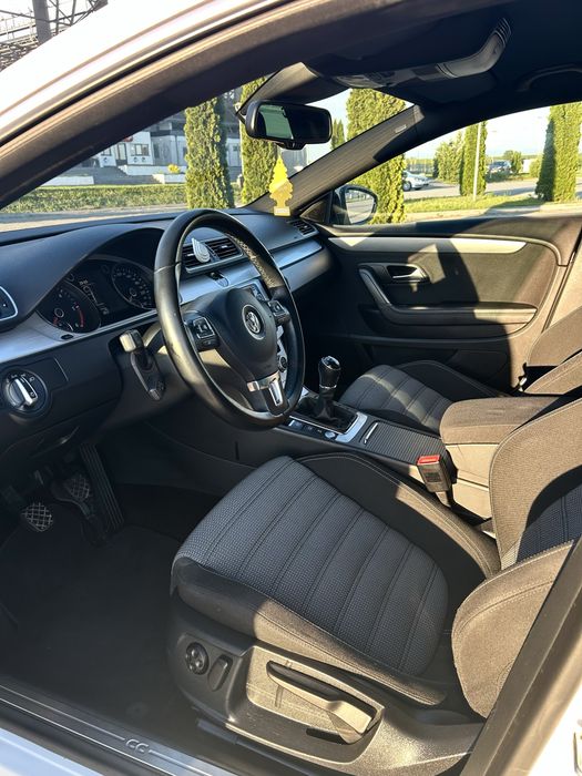 Passat CC  2.0 TDI  140 CP
