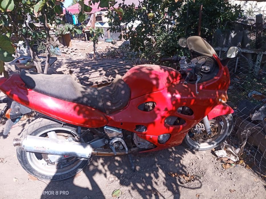 Vând motor Suzuki catana de 600 90 de cai acte la ea ITP expirat