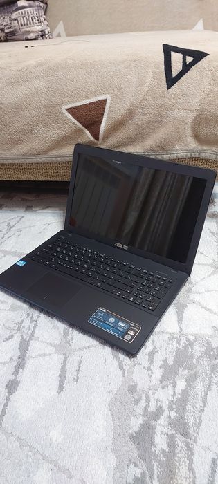 Ноутбук Asus X552C