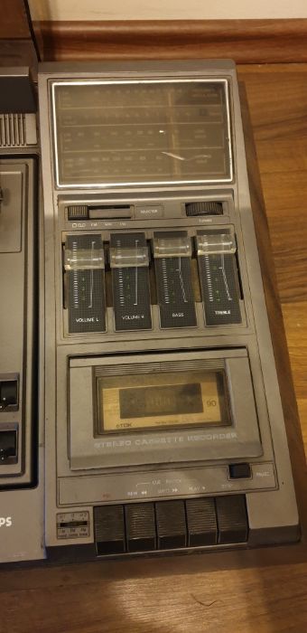 Statie/Pult D.J. Vinil si Caseta Vintage