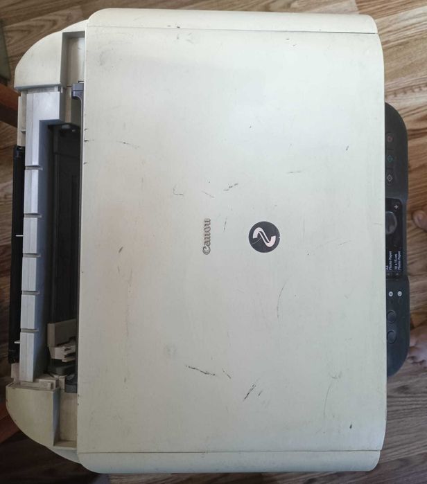 Продам сканер "CANON"