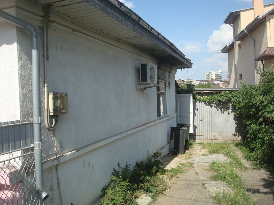 spatiu comercial stradal zonă centrală de inchiriat