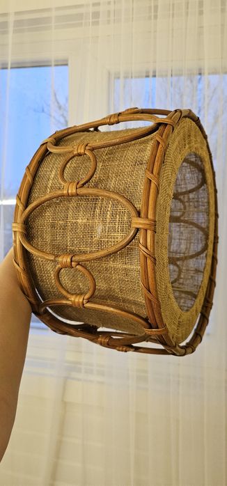 Abajur lustra impletit  din ratar si iuta