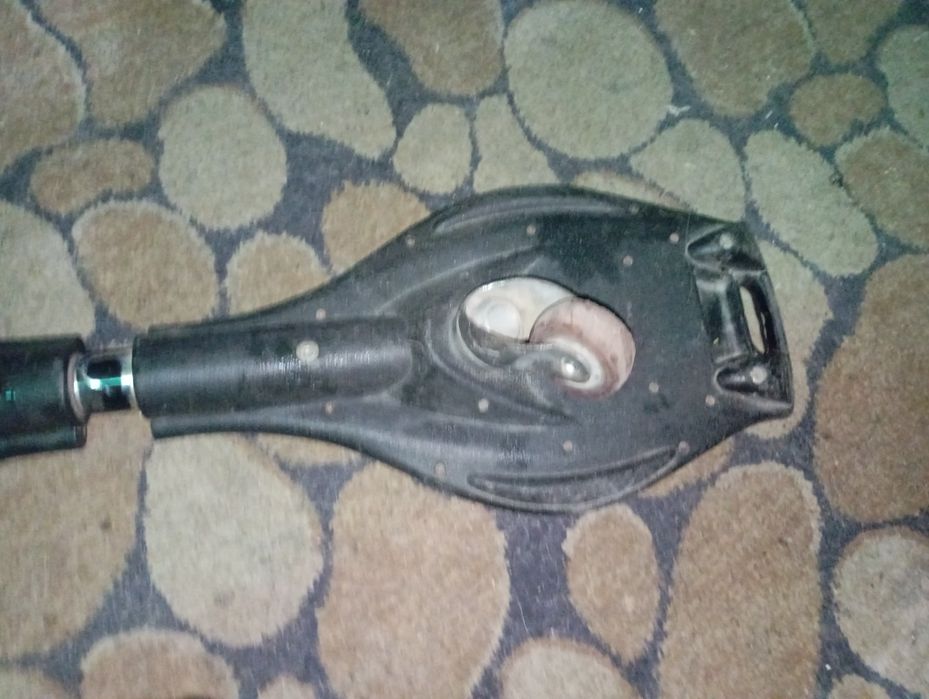 Роллерсёрф скейтборт