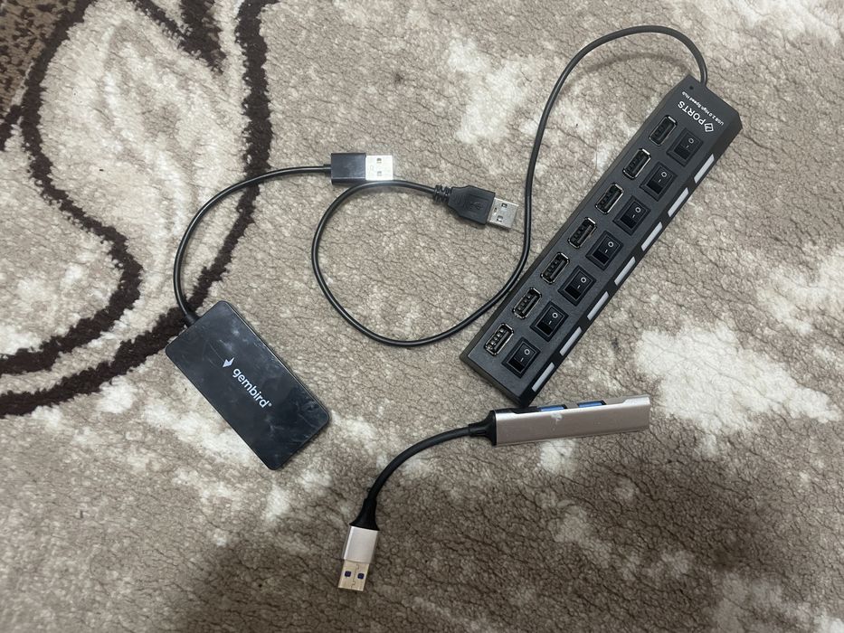 3 taipuri usb  sunt foarte bune