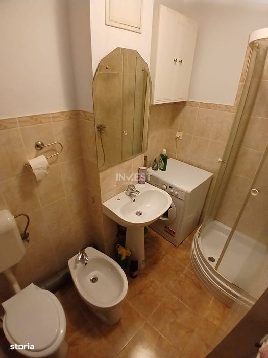 Apartament 3 camere, Pacurari, 400 euro