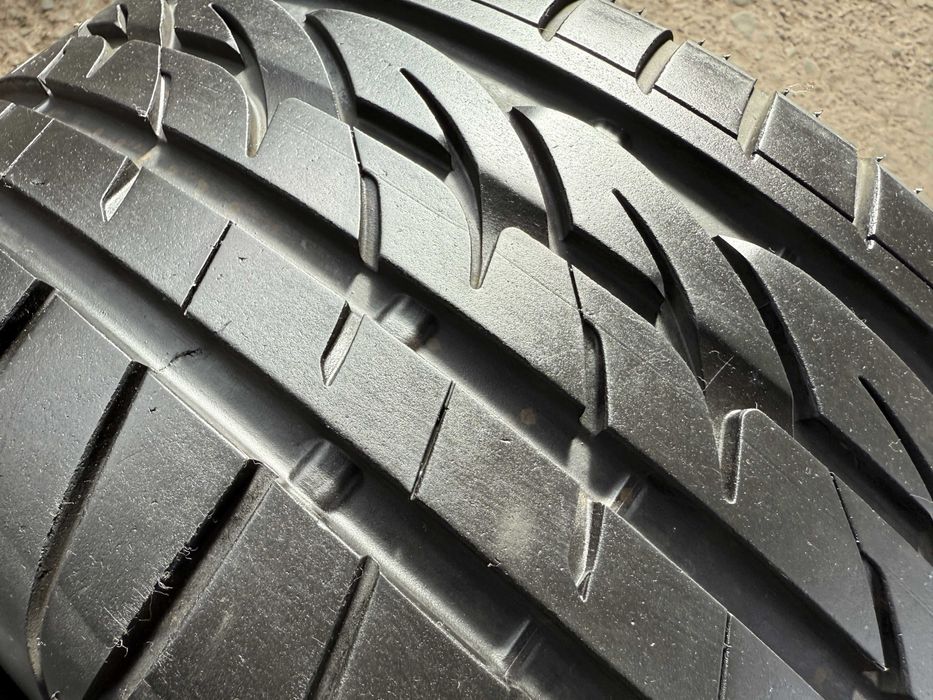 2x Anvelope Vara 245/40 r18 runflat - Firestone FIREHAWK SZ90