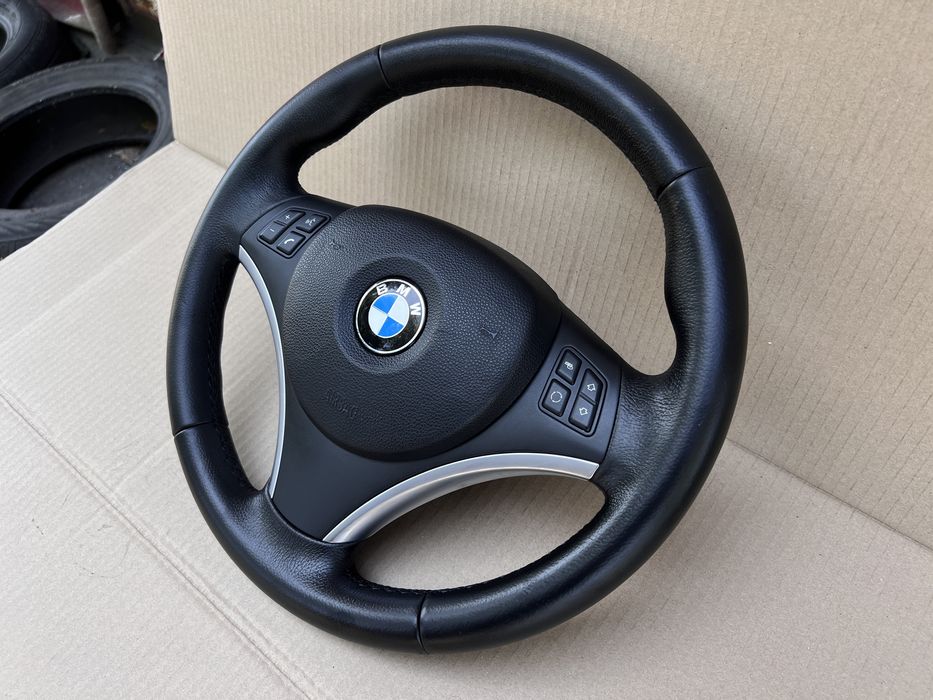 Bmw e90,e91,e87 SportLine волан в много добро състояние. - 2