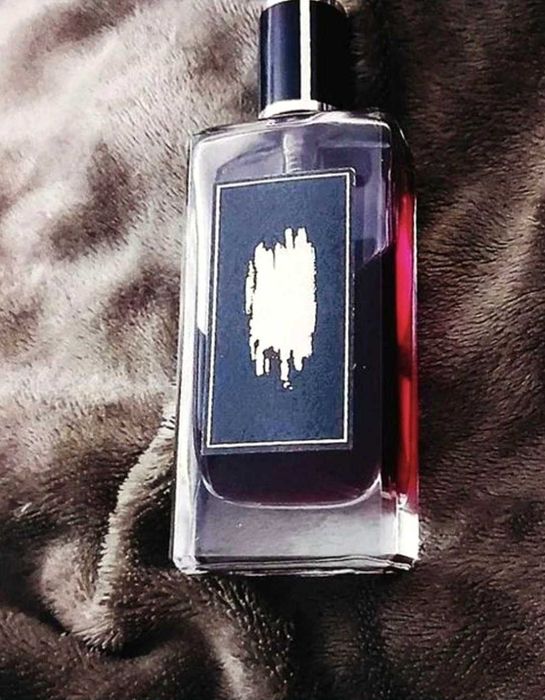 INSOMNIA Faviol Seferi ! Уникален парфюм - мъжки и дамски ТОП аромат