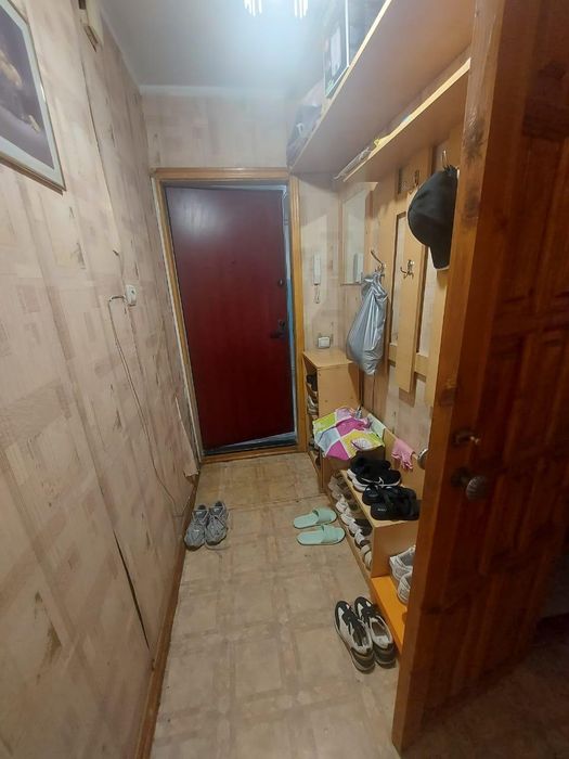 Комнатаға 1 қыз керек