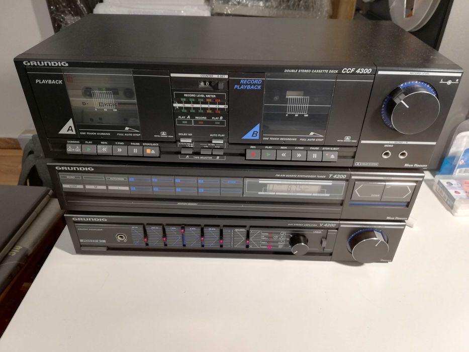 Linie Audio Grundig T4200/V4200/CCF4300 - Amplif/Deck/Tuner - RFG