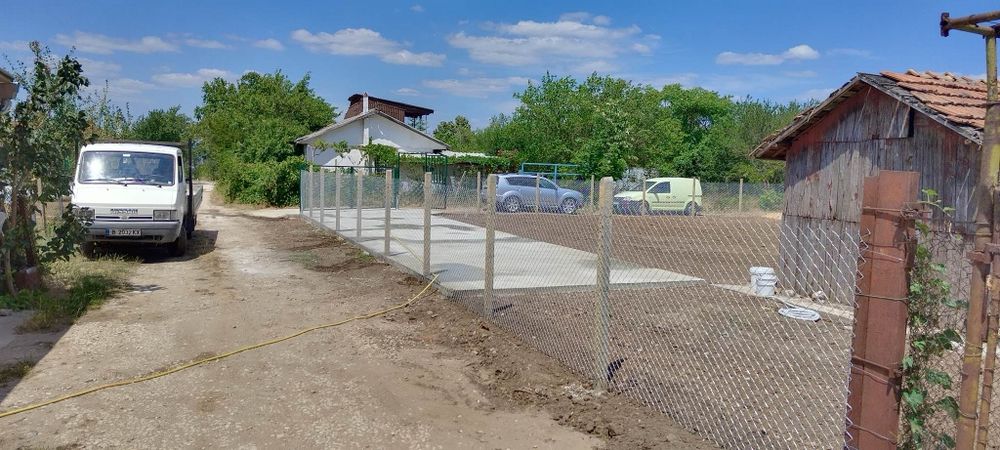 изграждане на огради с оградна мрежа