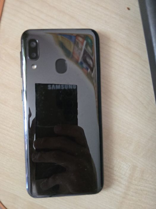Vand telefon Samsung A20e