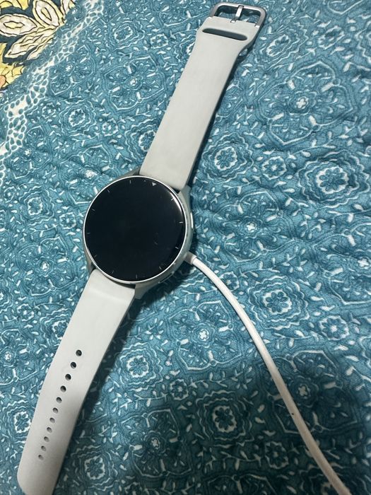 Продам смарт часы Xiaomi Watch 2