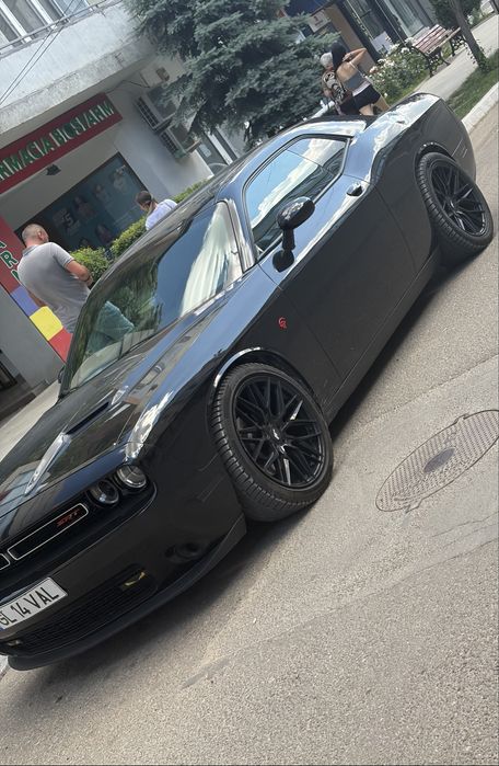 DODGE Challenger 2018 — imagine 3