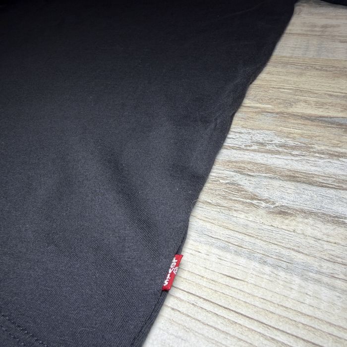 Levi’s relaxed fit - ориг дамска тениска. М