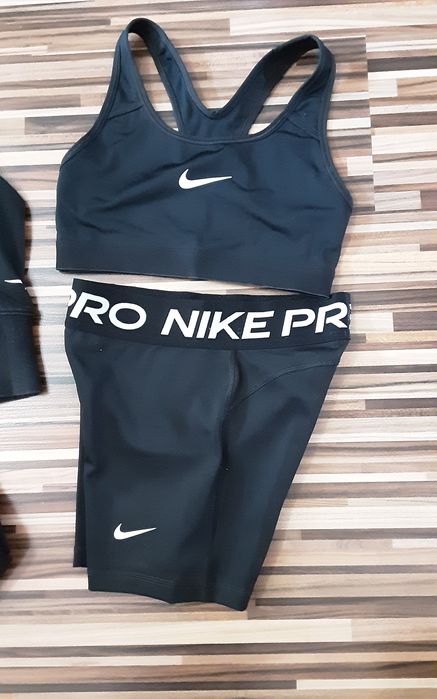 (XS) NIKE-NIKE PRO оригинални клин(35лв) бюстие(30лв )худи(45лв)