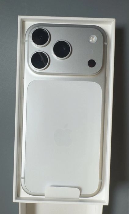 iPhone 17 Pro MAX,2 Tb,Silver,Neactivat,Liber in orice retea !