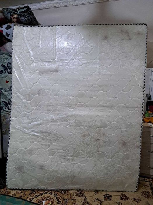 Детская кровать и матрас двухспальный