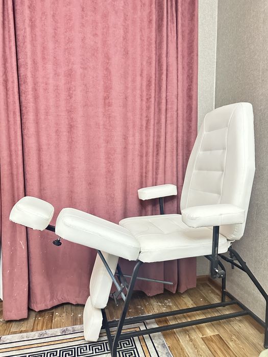 Продам педикюрное кресло