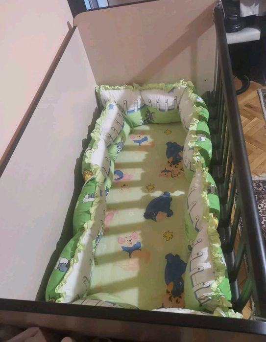 Детско креватче с люлка