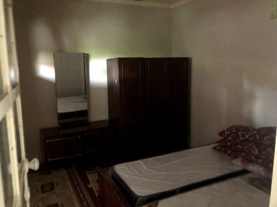 Oqtosh dacha oilaviy suv bo'yiga yaqin salqin ob havo joyda