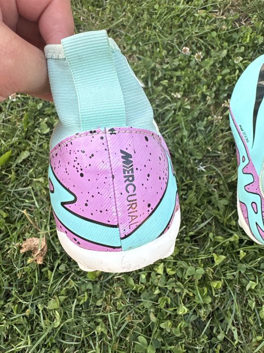 Vand ghete de fotbal nike mercurial si air zoom
