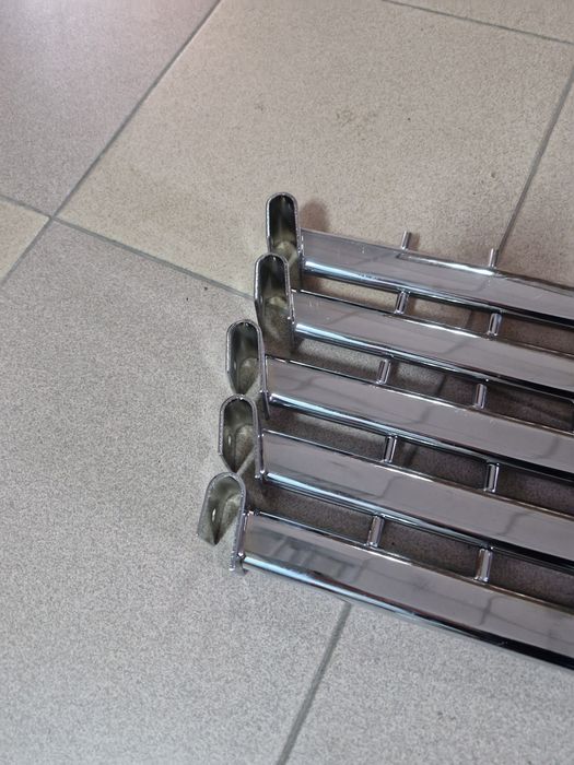 Продам оборудование для торговли одеждой..700 тг.