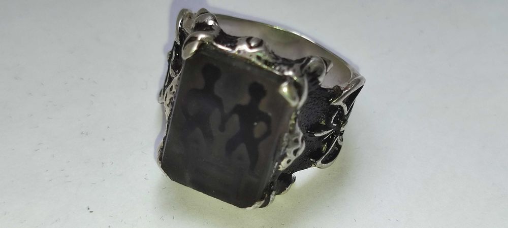 Эксклюзивное кольцо с АГАТ ом со знаком БЛИЗНЕЦЫ, разм.23