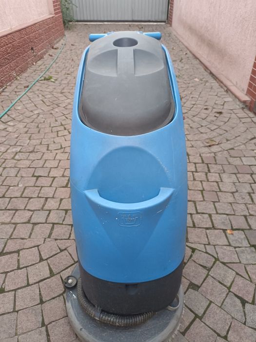 Поломоечная машина