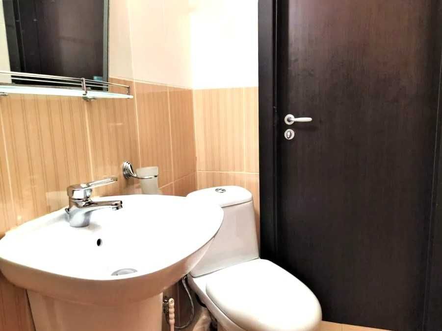 Отличен голям тристаен Черно море 3 до плажовете, собствен двор