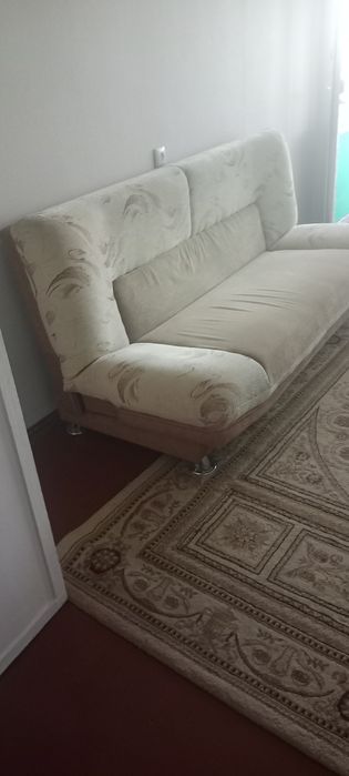 Продам диваны тройка