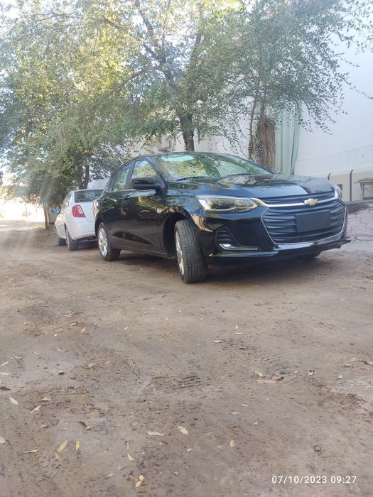 Chevrolet onix premier