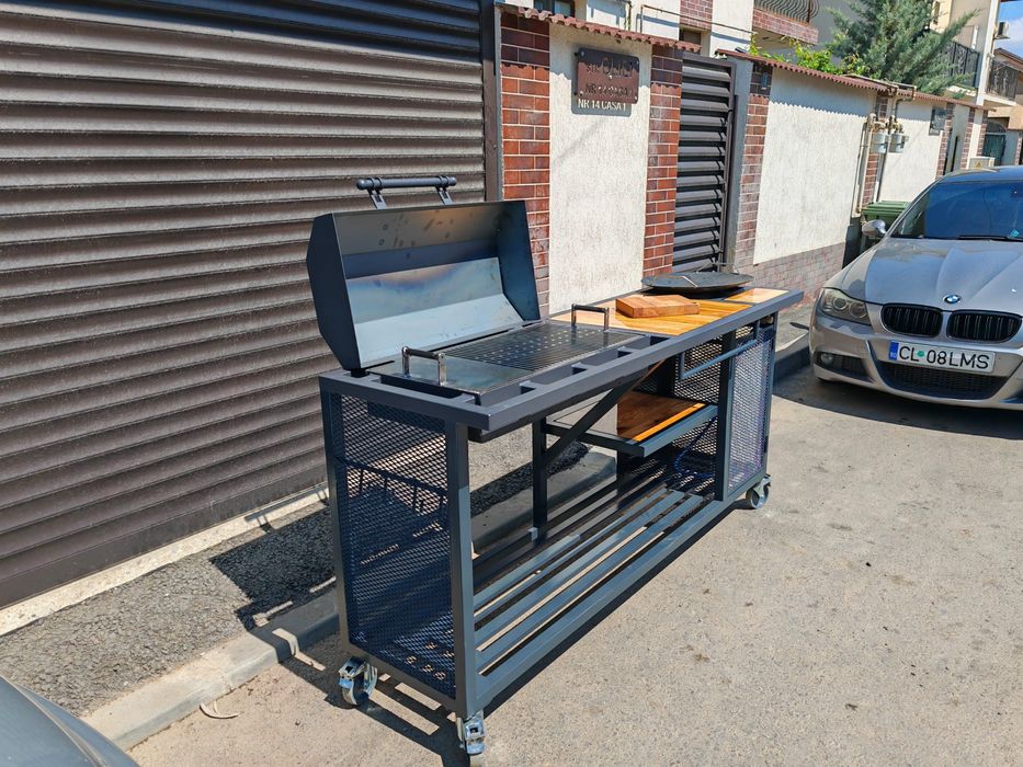 Gratar metalic cu plita