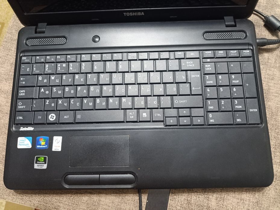 Ноутбук Toshiba satellite c660-27n  на запчасти или восстановление