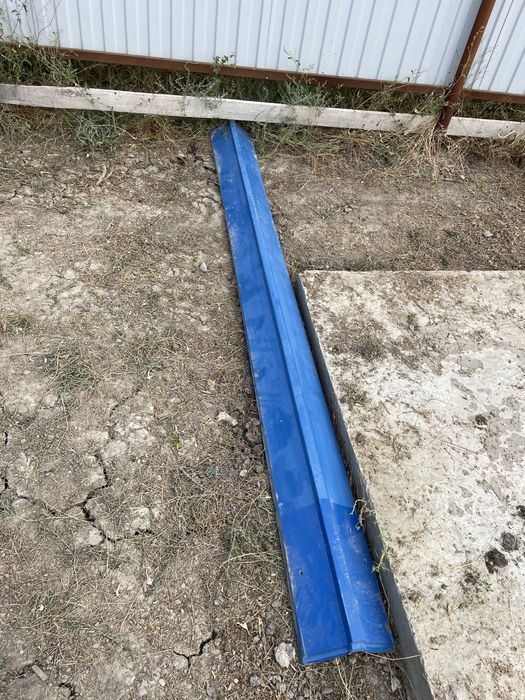 Конек профильный профнастил синии