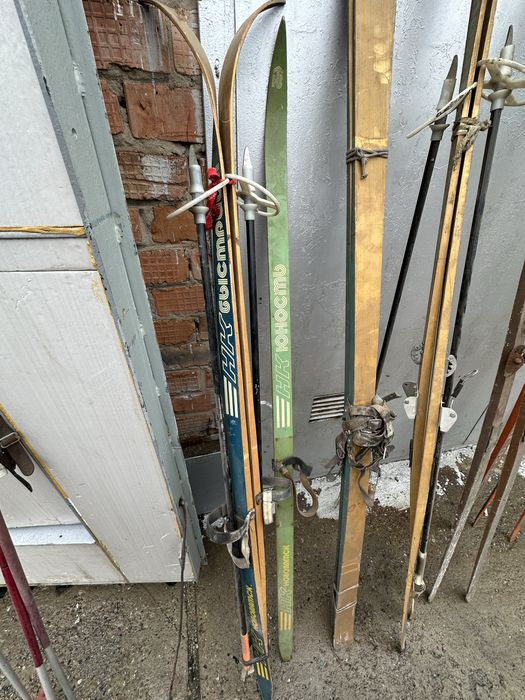 Продам лыжи ссср разные